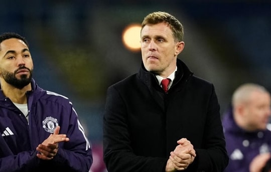 Man Utd hòa Burnley 2-2 ngày ra mắt Darren Fletcher: Bản sắc tấn công trở lại nhưng hàng thủ gây lo ngại