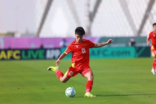 HLV Polking ngỡ ngàng trước chiến thắng 2-0 của U23 Việt Nam trước Jordan