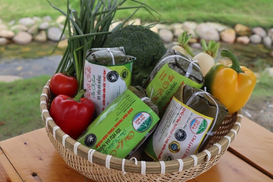 Giữ gìn hương vị Tết cổ truyền trong cuộc sống hiện đại