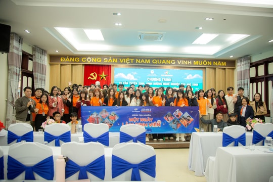 Tư vấn tuyển sinh, định hướng nghề nghiệp cho học sinh