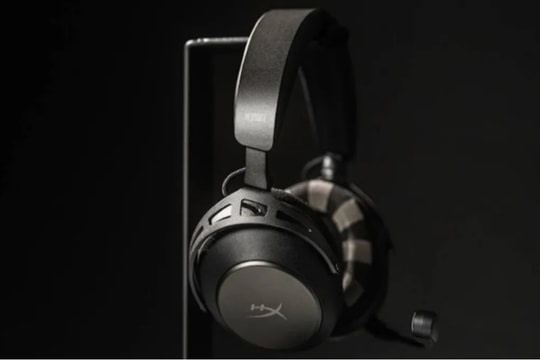 HyperX ra mắt tai nghe đọc sóng não tại CES 2026: Đột phá công nghệ giúp game thủ tăng tốc phản xạ