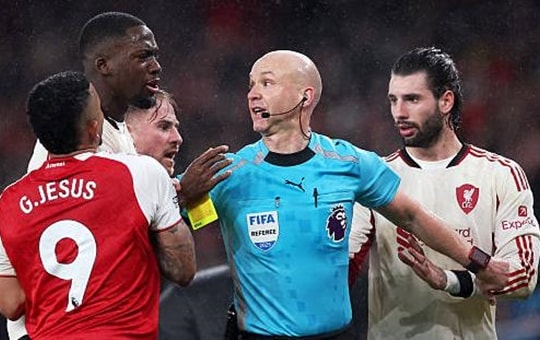 Arsenal chia điểm Liverpool trong trận cầu bế tắc: Thống kê tệ hại tại Emirates