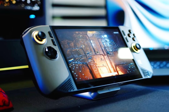Intel Core G3 lộ diện: Chip xử lý chuyên dụng cho máy chơi game cầm tay với GPU Xe2