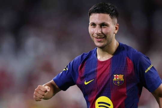 Barca chính thức đôn Roony Bardghji lên đội một và trao số áo biểu tượng của Messi