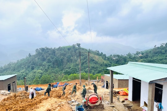 Những mái nhà đậm tình quân dân