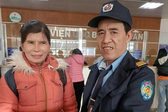 Bệnh viện Ung bướu Đà Nẵng trao trả tài sản thất lạc cho người bệnh