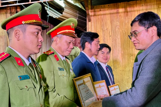 Xã Avương hoàn thành xây dựng, sửa chữa 34 nhà ở trong "Chiến dịch Quang Trung"