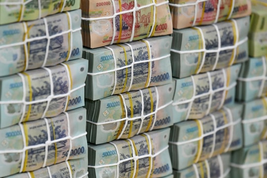 Lãi suất ngân hàng hôm nay 12/1/2026: Thêm nhà băng vượt mốc 7%/năm