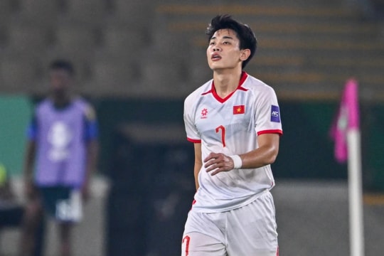 Đình Bắc lập siêu phẩm, U23 Việt Nam hiên ngang vào tứ kết U23 châu Á với ngôi đầu bảng