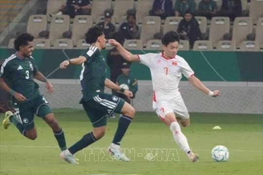 "Quật ngã" U23 Saudi Arabia, U23 Việt Nam toàn thắng tiến vào tứ kết