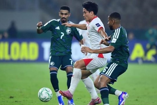 U23 Việt Nam hạ Saudi Arabia 1-0: Bản lĩnh của HLV Kim Sang-sik và sự xuất thần từ Trần Trung Kiên