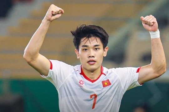 HLV Kim Sang-sik và nước cờ mạo hiểm: U23 Việt Nam hạ Saudi Arabia để lập kỳ tích toàn thắng