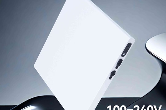 Nomad N1: Sạc dự phòng pin rắn mỏng nhất thế giới có ổ cắm AC chính thức ra mắt