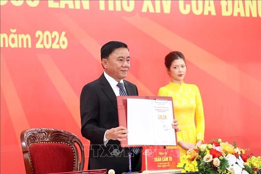 Phát hành bộ tem bưu chính chào mừng Đại hội XIV của Đảng