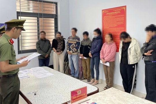 Khởi tố 8 đối tượng mua bán hóa đơn trái phép