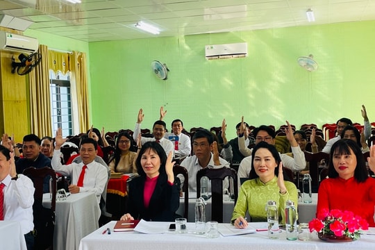 Lấy ý kiến cử tri đối với người dự kiến giới thiệu ứng cử đại biểu HĐND thành phố