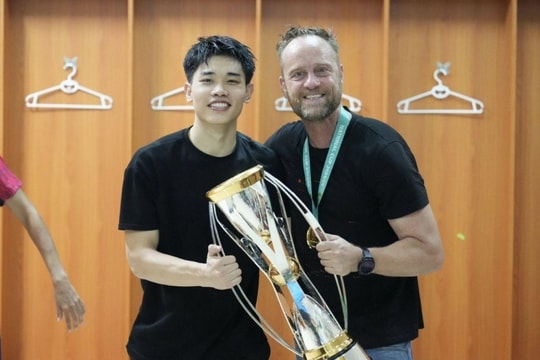 HLV Polking: Nguyễn Đình Bắc là ngôi sao lớn tiếp theo của bóng đá Việt Nam