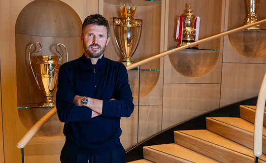 Michael Carrick chính thức dẫn dắt Manchester United theo hợp đồng đến năm 2026