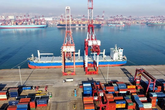 Thặng dư thương mại của Trung Quốc lập kỷ lục