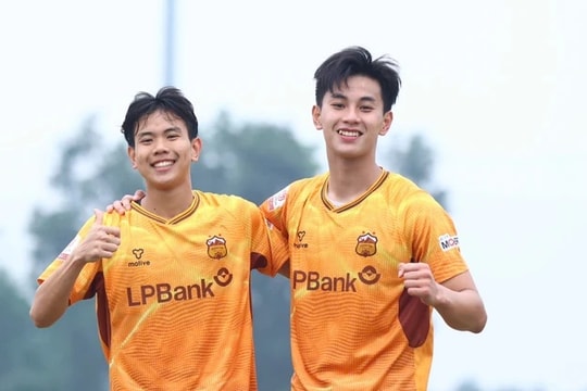 Trần Gia Bảo lập cú đúp giúp U19 HAGL thắng hủy diệt 6-2 tại giải U19 Quốc gia