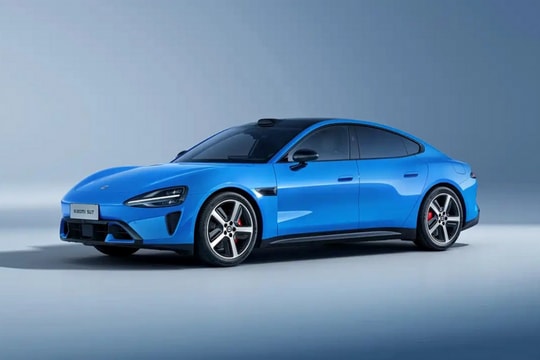 Xiaomi SU7 2026: Giải mã chiến lược ra mắt sớm và khẳng định giữ phím vật lý