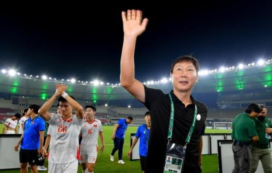 U23 Việt Nam đấu U23 UAE: HLV Kim Sang-sik tự tin vào vũ khí kỷ luật
