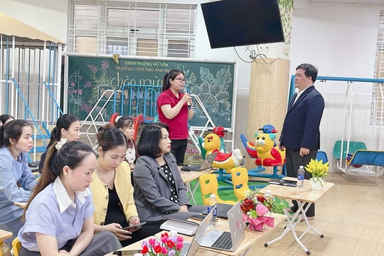 Thí điểm giáo dục AI cho học sinh