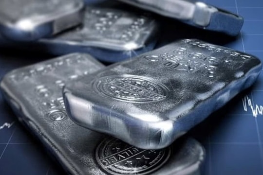 Giá bạc hôm nay 16/1 giảm mạnh, thế giới lùi về mốc 88,17 USD/ounce
