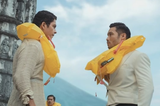 Philippine Airlines: Video hướng dẫn bay phong cách tình tay ba gây sốt mạng xã hội