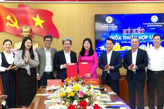 Sở Giáo dục và Đào tạo và Trường Đại học Sư phạm Đà Nẵng hợp tác nâng trình độ chuẩn cho giáo viên