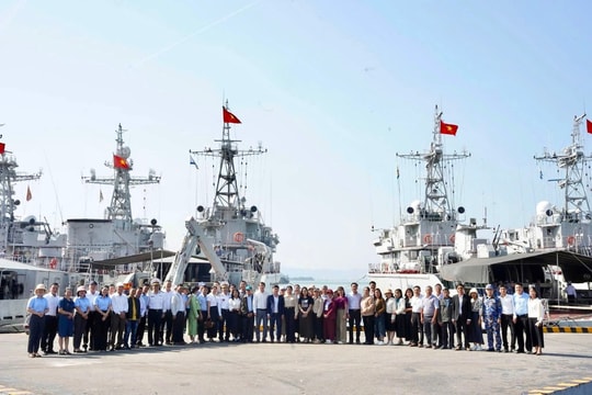 Hành trình về nguồn chào mừng Đại hội Đảng toàn quốc lần thứ XIV