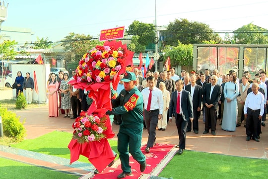 Kỷ niệm 80 năm thành lập Chi bộ Tạ Uyên