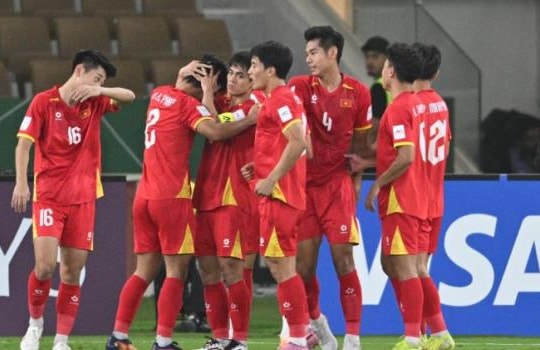 U23 Việt Nam vào bán kết U23 châu Á sau màn rượt đuổi 3-2: VFF thưởng nóng 1,2 tỷ đồng