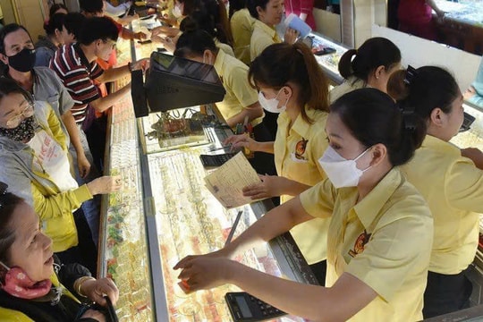 Giá vàng ngày 17/1: SJC neo ở mức 162,8 triệu đồng, cao hơn thế giới 16,6 triệu