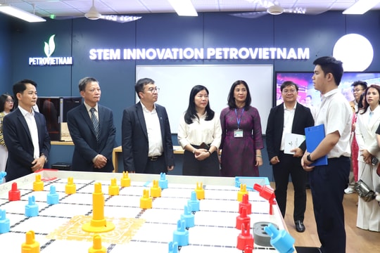 Trường học thứ 2 ở Đà Nẵng được đầu tư Phòng thực hành giáo dục STEM