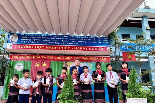 Heo đất yêu thương