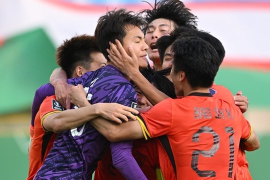 U23 Trung Quốc và khối bê tông 5-3-2: Thử thách cực đại cho HLV Kim Sang-sik