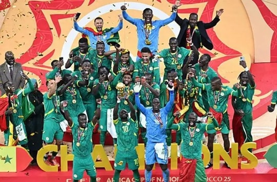 Senegal vô địch AFCON 2024: Vinh quang bị che mờ bởi màn bỏ sân phản đối trọng tài chấn động