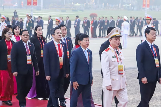 Chung niềm tin vào sự lãnh đạo của Đảng