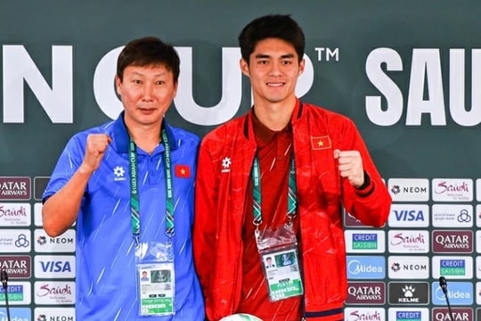 HLV Kim Sang Sik đặt mục tiêu cùng U23 Việt Nam đấu Hàn Quốc tại chung kết châu Á