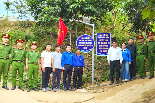 Thắp sáng bản làng vùng cao