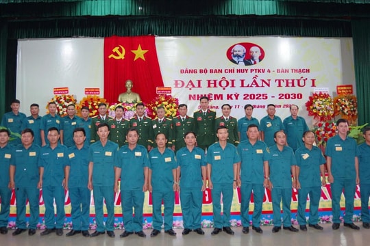 Xây dựng khu vực phòng thủ vững mạnh