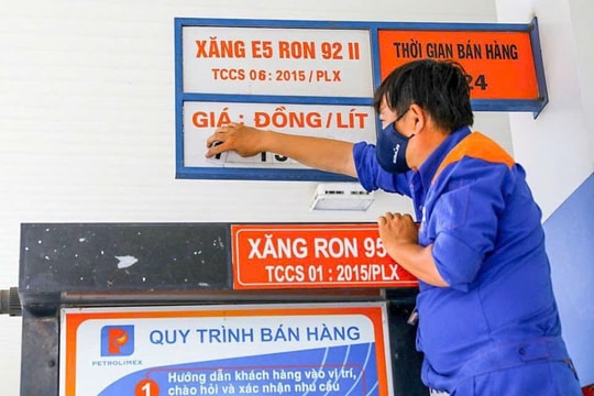 Giá xăng trong nước chiều nay 22/1: Dự báo giảm nhẹ, giá dầu diesel tăng 300 đồng/lít