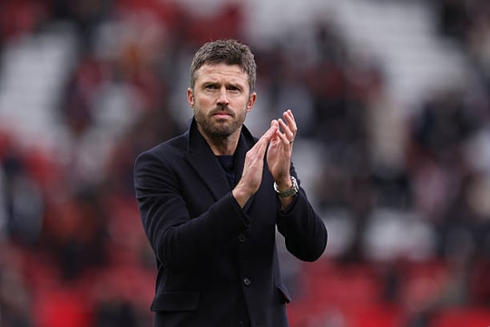 Carrick tìm lời giải phá vỡ hàng tiền vệ Arsenal: Đại chiến tại Emirates