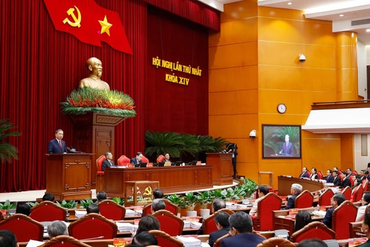 Chỉ thị của Bộ Chính trị về nghiên cứu, học tập, quán triệt, tuyên truyền và triển khai thực hiện Nghị quyết Đại hội đại biểu toàn quốc lần thứ XIV của Đảng