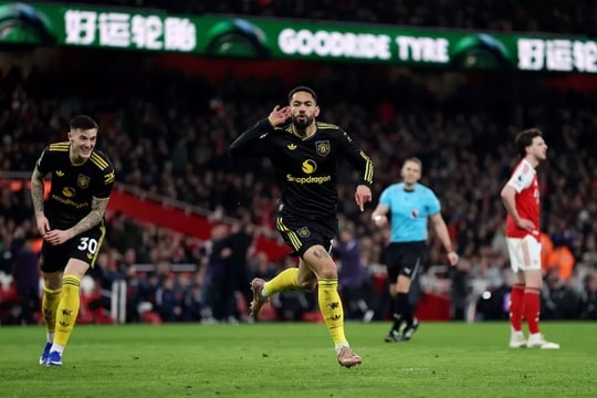 Man Utd hạ Arsenal 3-2 tại Emirates và thông điệp gây bão của tỷ phú Turki Alalshikh