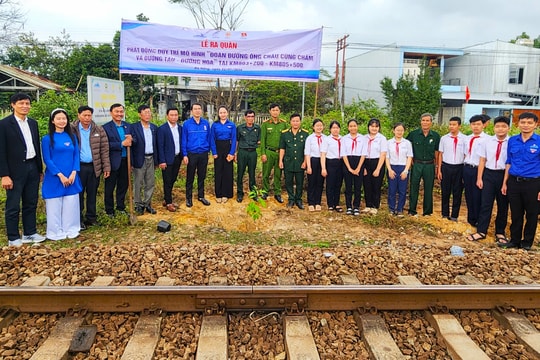 Phát huy hiệu quả mô hình tự quản bảo vệ hành lang an toàn đường sắt