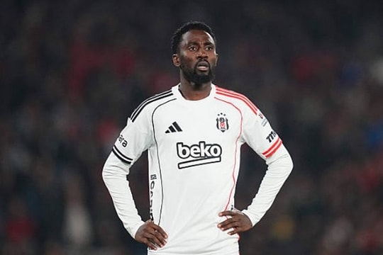 Manchester United lỡ cơ hội chiêu mộ Wilfred Ndidi: Sự kiên định từ Besiktas và niềm tin vào Carrick
