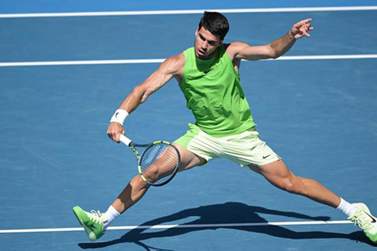 Tứ kết Australian Open 2026: Alcaraz phá dớp lịch sử, Zverev đối đầu hiện tượng Learner Tien
