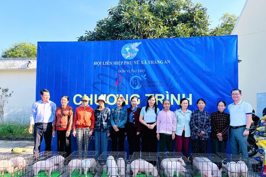 Trao “cần câu” thoát nghèo bền vững